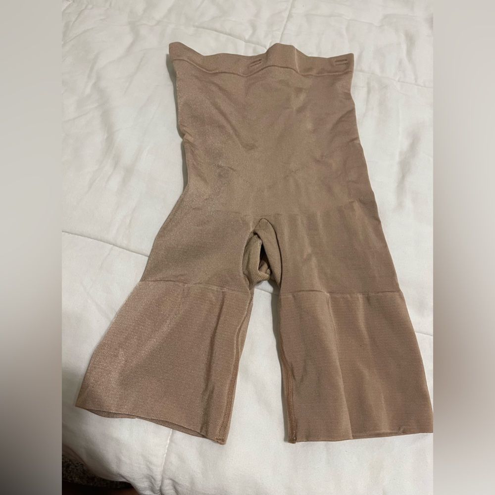 Spanx shorts